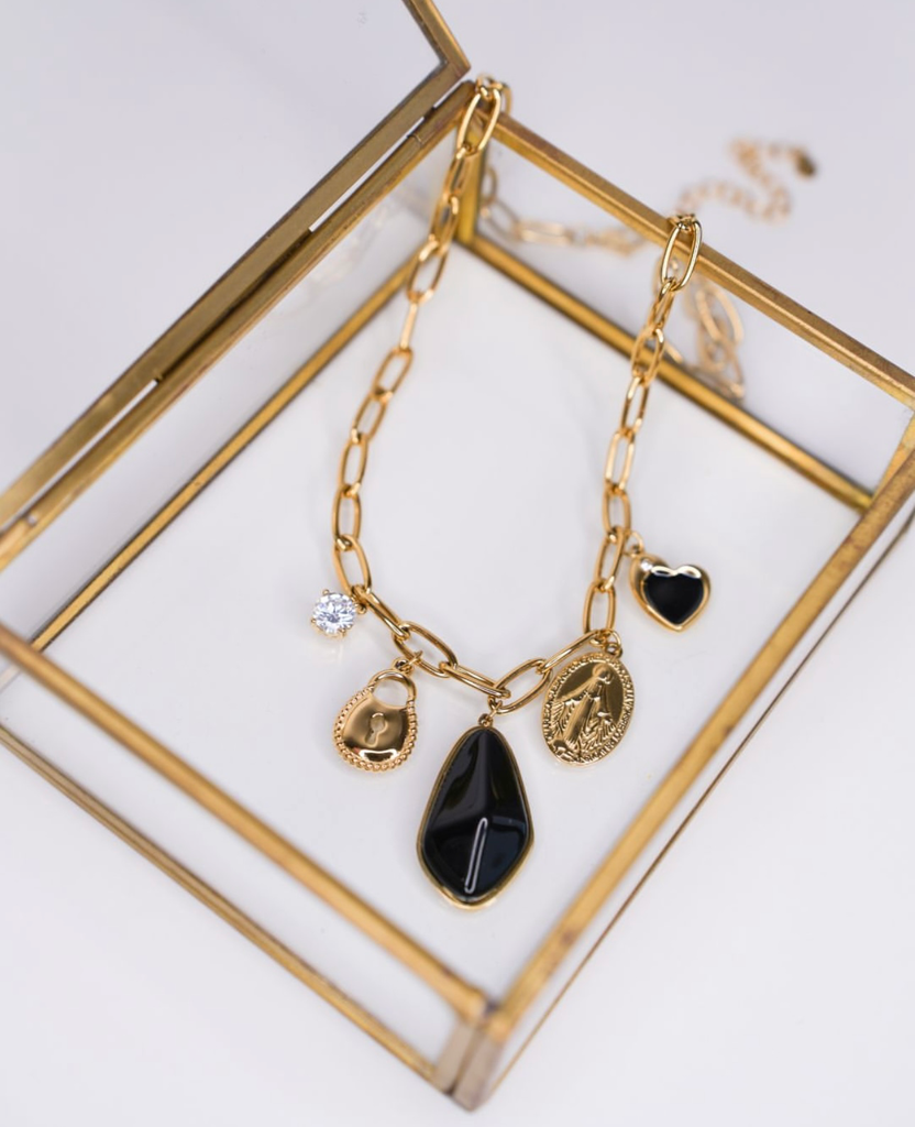 Collier pierre noir 