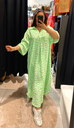 Robe en gaz de coton léopard vert fluo