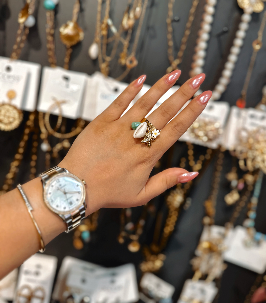 Bague coquillage et breloques vert