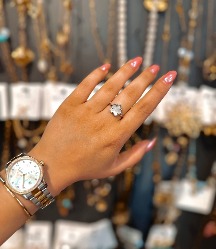 Bague Cleef nacrée et argentée 