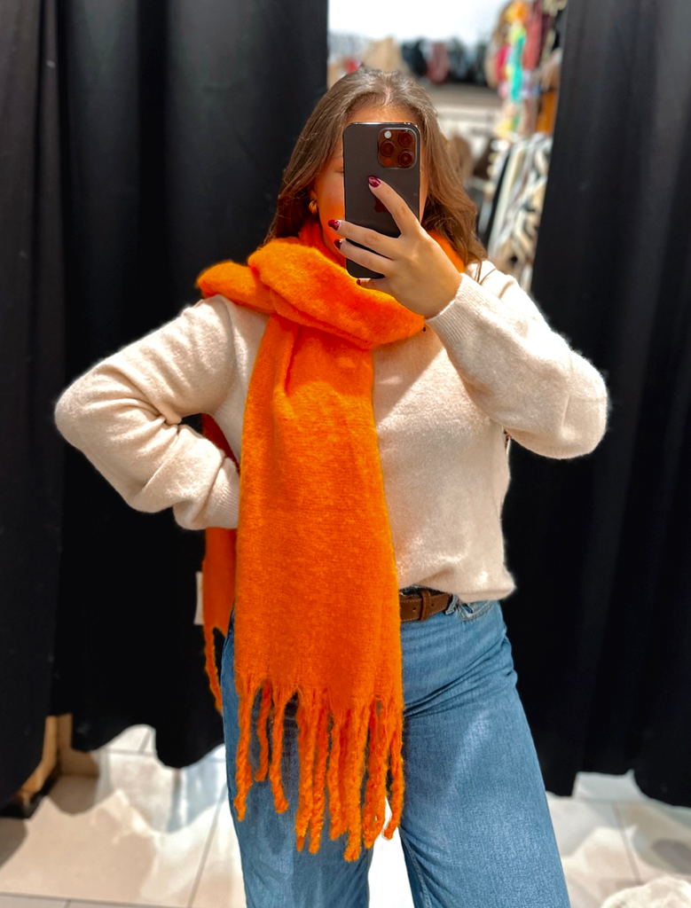 Écharpe orange fluo