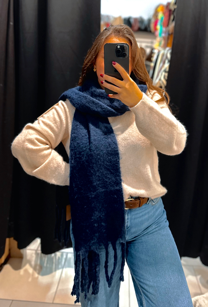 Écharpe bleue marine