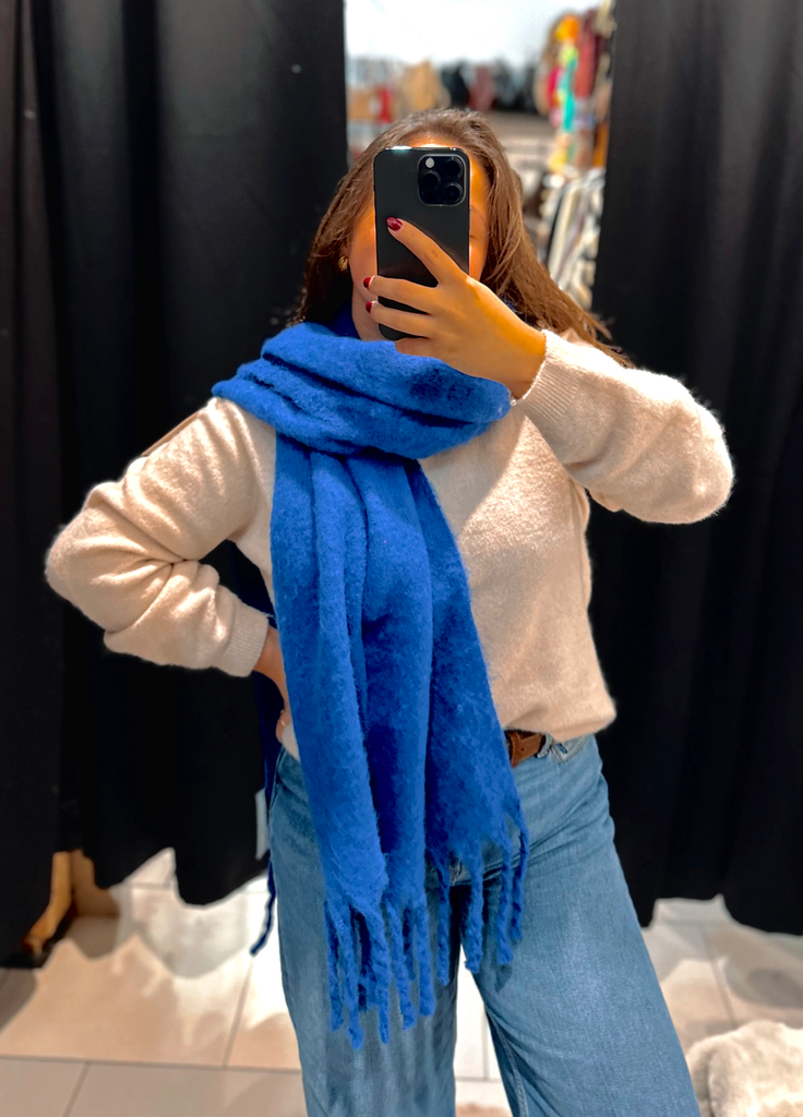 Écharpe bleue roi 