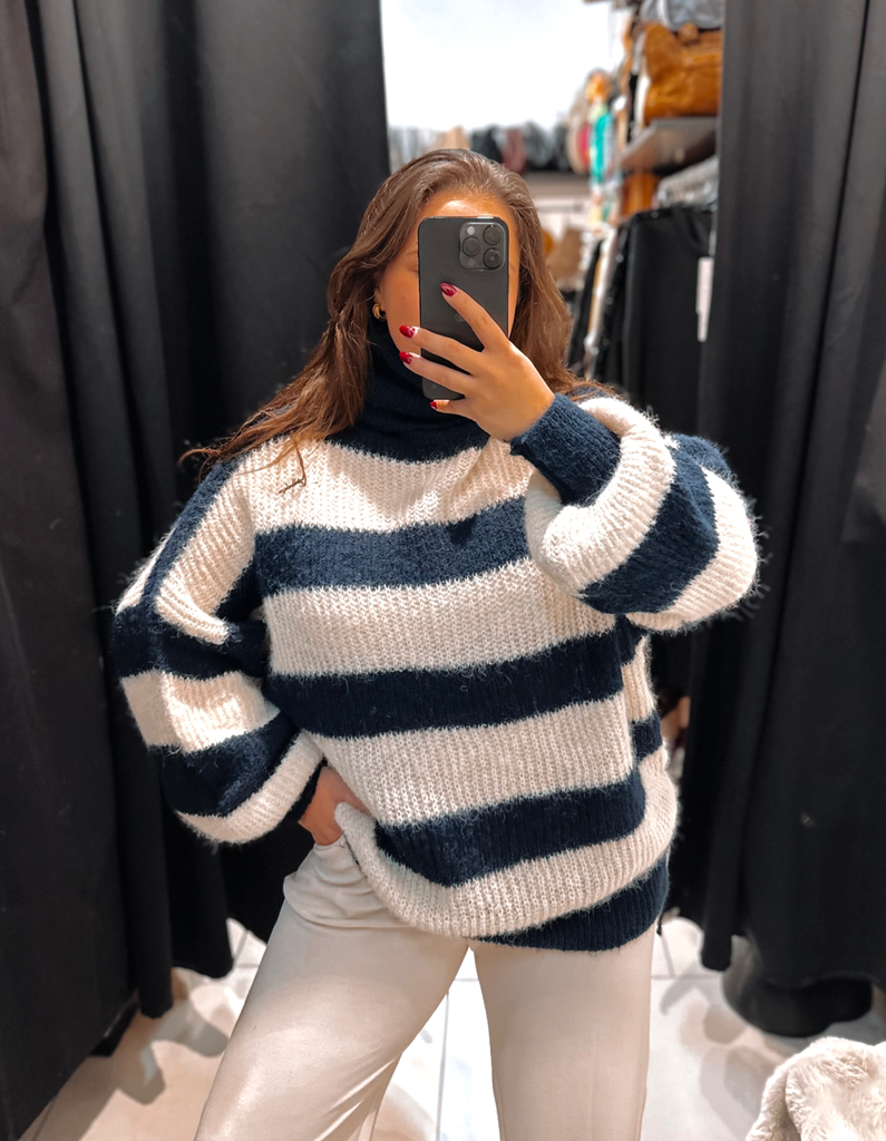 Pull Laure bleu marine 