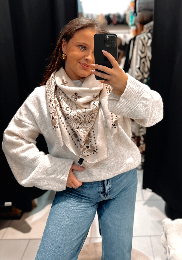 Foulard blanc style bandana