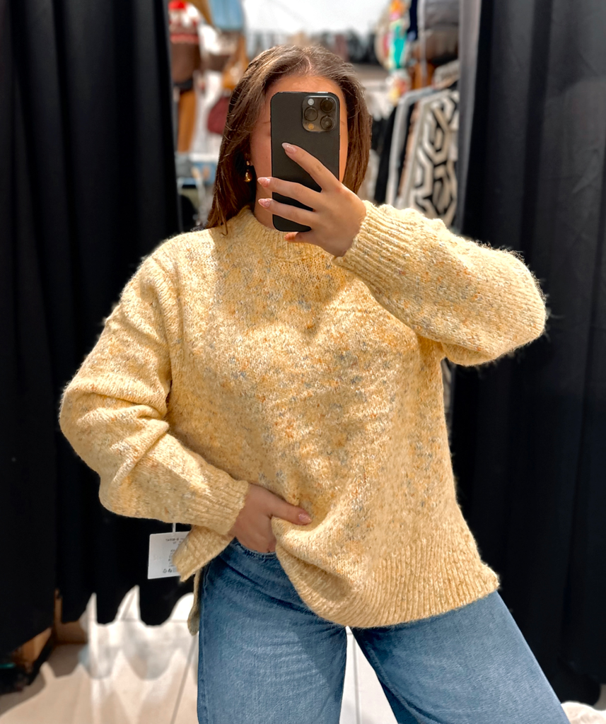Pull Magda jaune