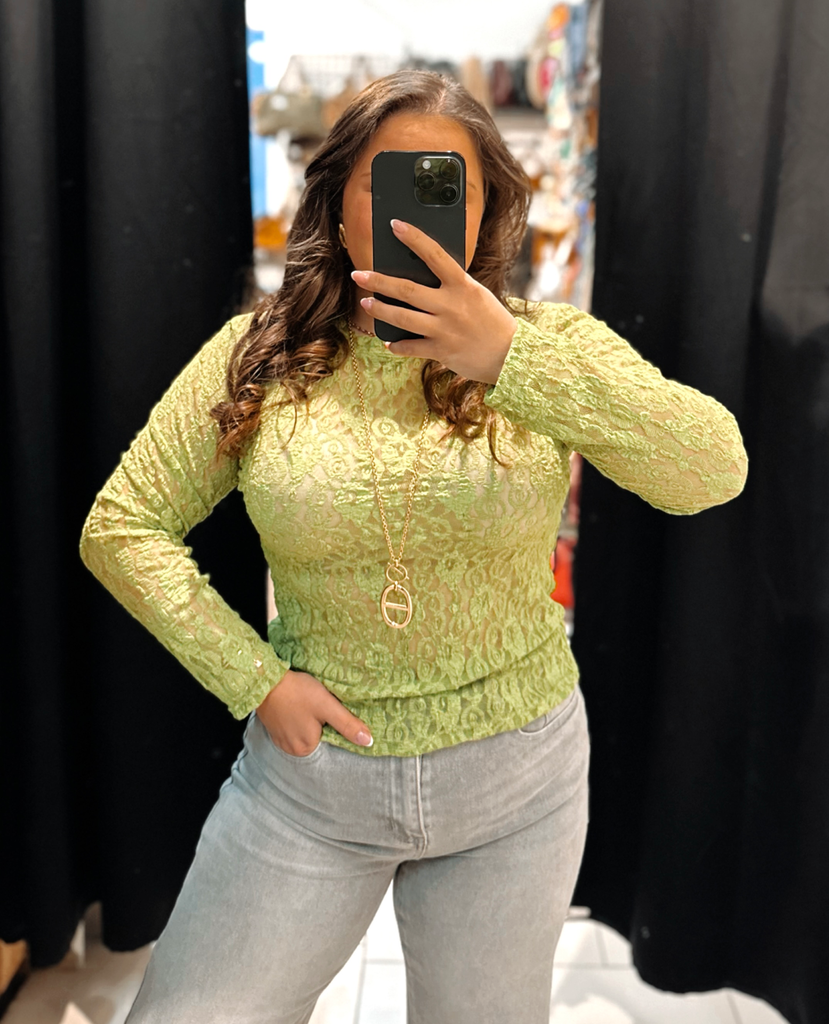 Blouse en dentelle verte