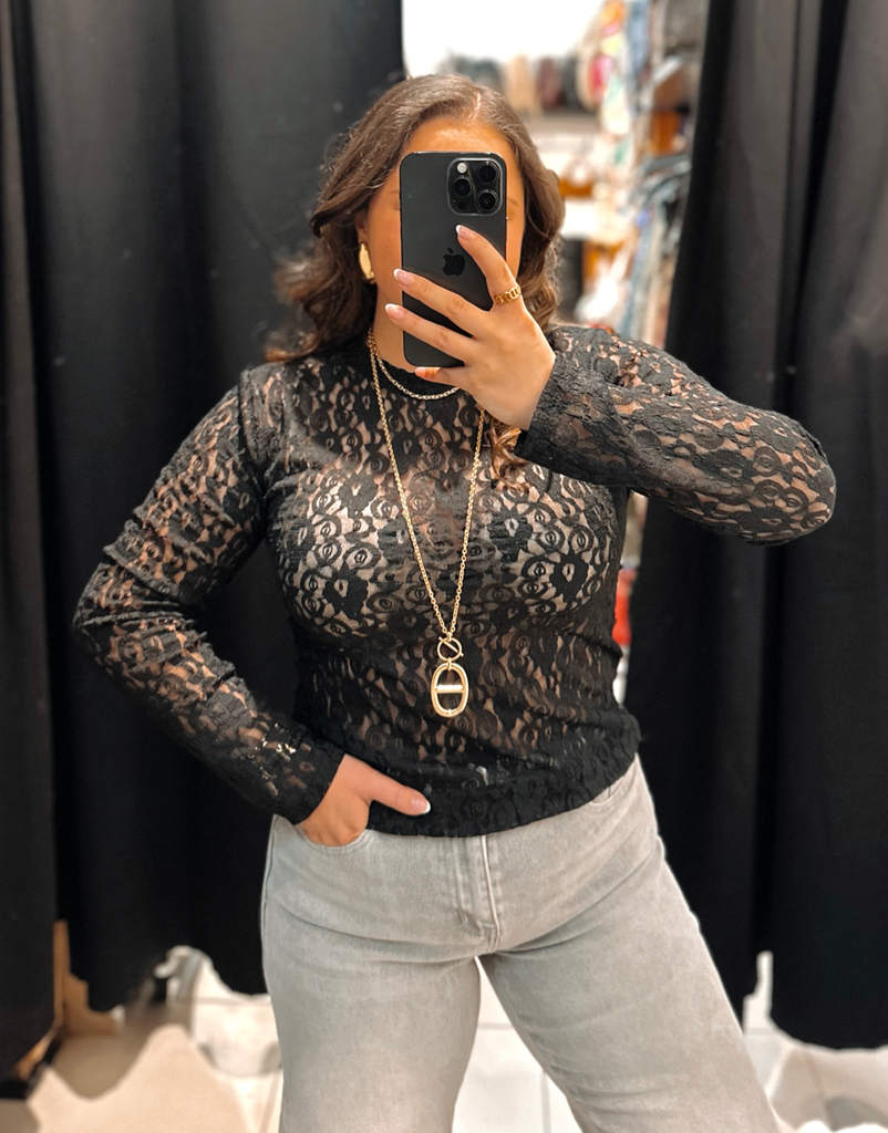 Blouse en dentelle noir