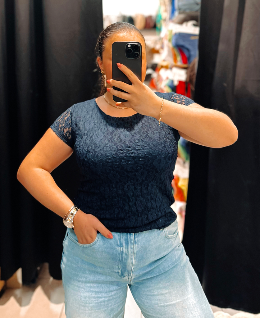 T-shirt dentelle bleu marine