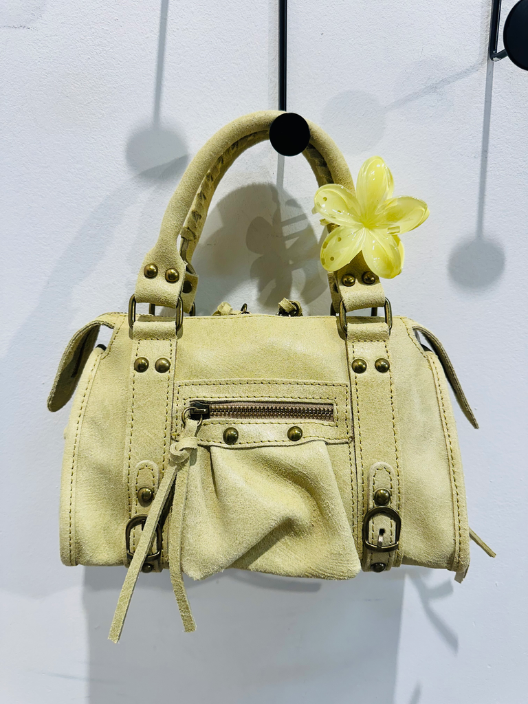 Petit sac gaga en cuir jaune clair