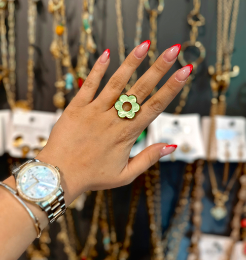 Bague fleur verte pâle