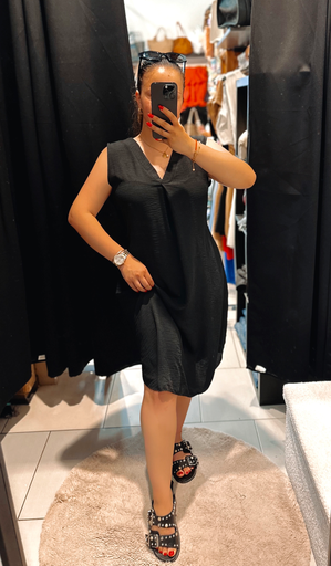 Robe sans manches noire 