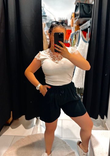 Short en gaz de coton noir