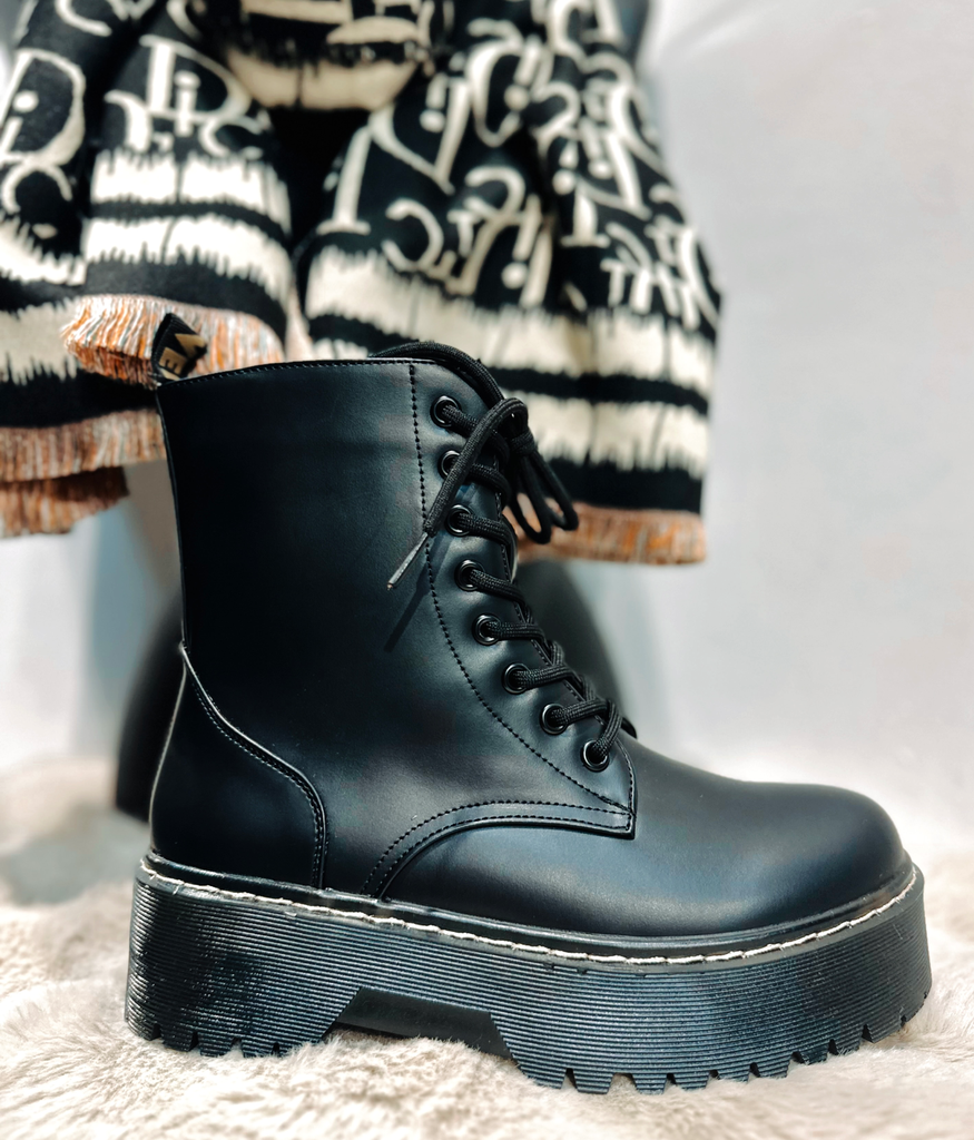 Boots Martens 