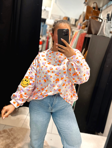 Pull cœur orange et lilas