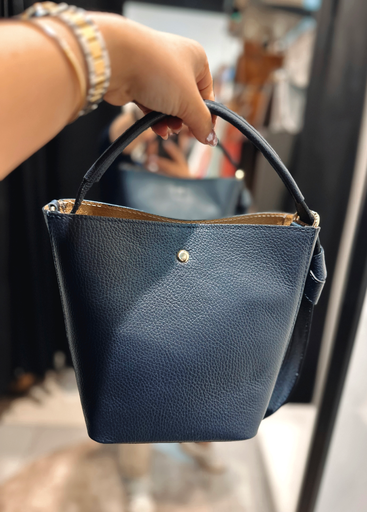 Sac seau bleu marine 100% cuir 
